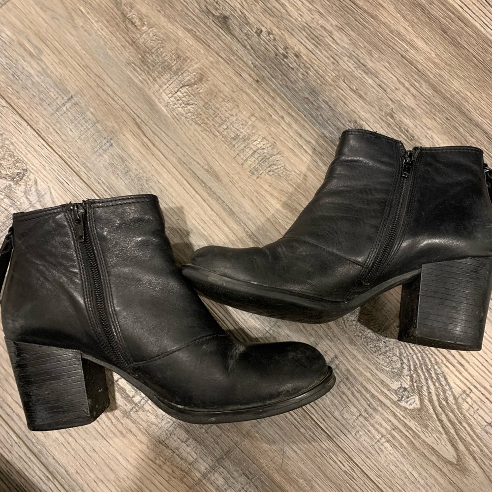 Vagabond leather ankle boots
